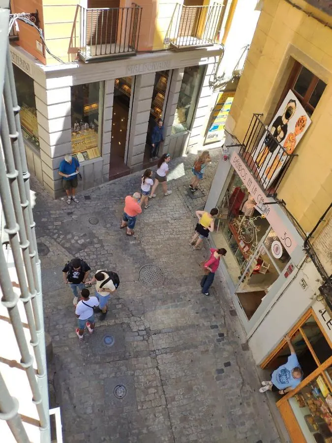 ToledoAloja - Estudio en Toledo 0*,